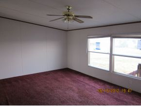 575 Ebenezer Loop Chuckey, TN 37641 - Photo 2 of 11 Living Room