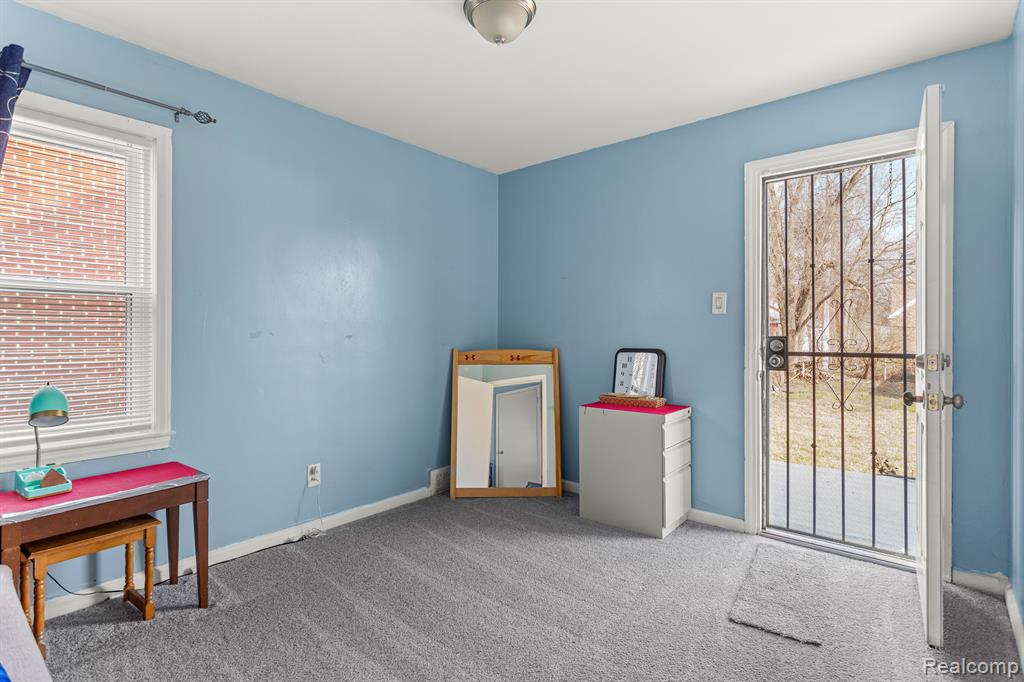 7434 Rutherford Street Detroit, MI 48228 - Photo 17 of 33