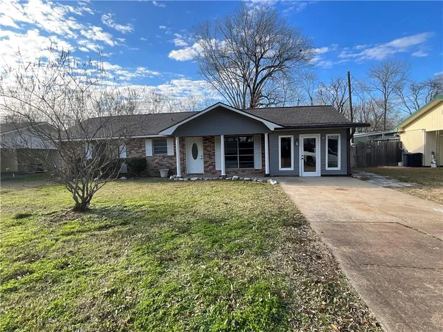$119,900 | 6822 Isabella Drive, Alexandria, LA 71301