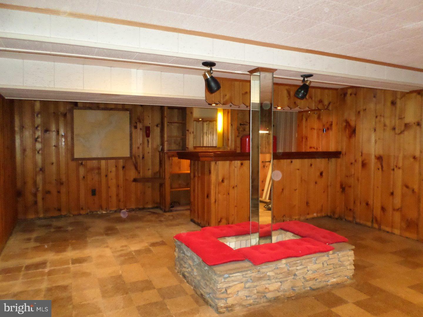 161 Crest Road Sinking Spring, PA 19608 - Photo 10 of 19 Family Room
