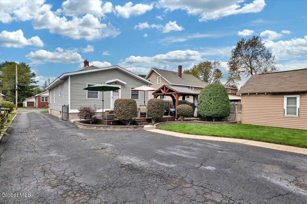 1009 North Westcott Road Rotterdam, NY 12306 - Photo 27 of 37 31-P1567643