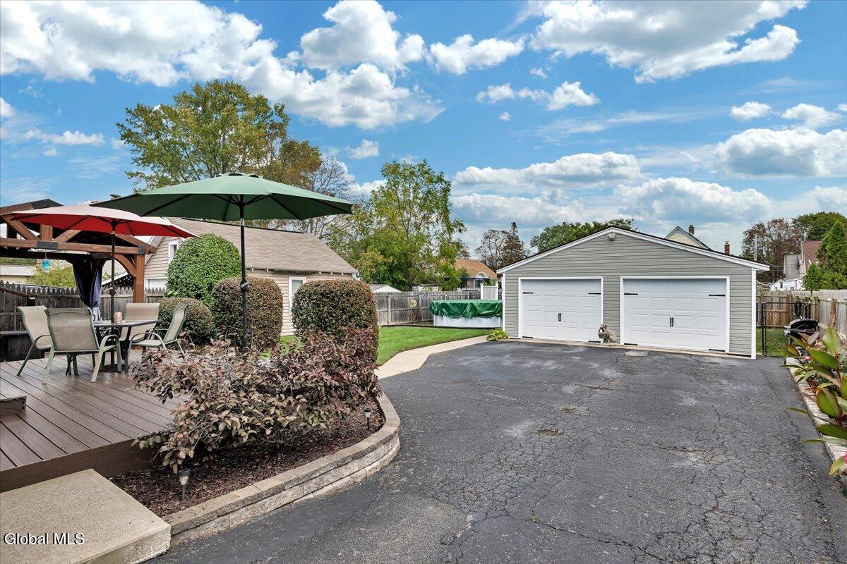 1009 North Westcott Road Rotterdam, NY 12306 - Photo 30 of 37 26-P1567633