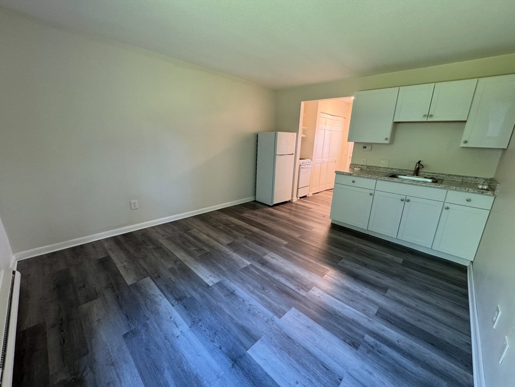 10 Belchertown Road, Unit 2 Amherst, MA 01002 - Photo 1 of 7 Gallery Image 1