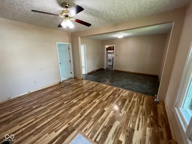 $1,750 | 448 West King Street, Franklin, IN 46131