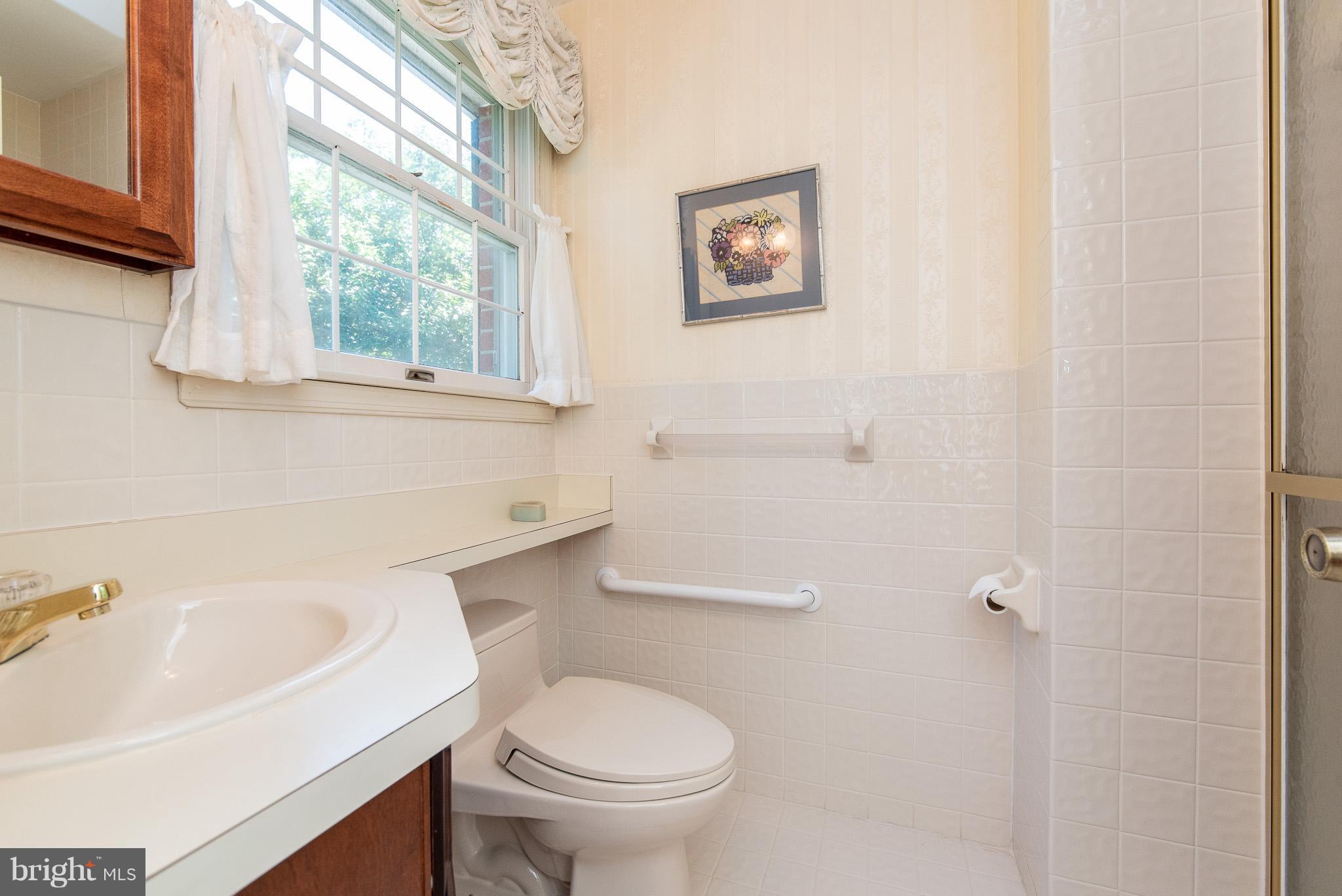 1611 Rolling Road Bel Air, MD 21014 - Photo 20 of 30 Bath