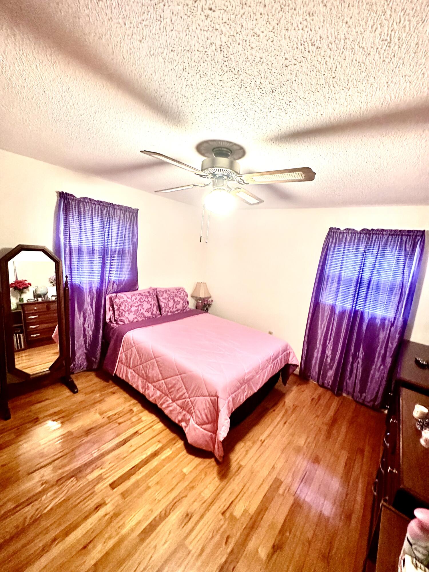 204 Cleveland Street Summerville, SC 29483 - Photo 8 of 16 9FFD0A83-9C5F-48A0-BCEF-F6591E26FC0A
