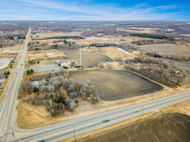 $899,900 | 9560 Highway 12, Delano, MN 55328