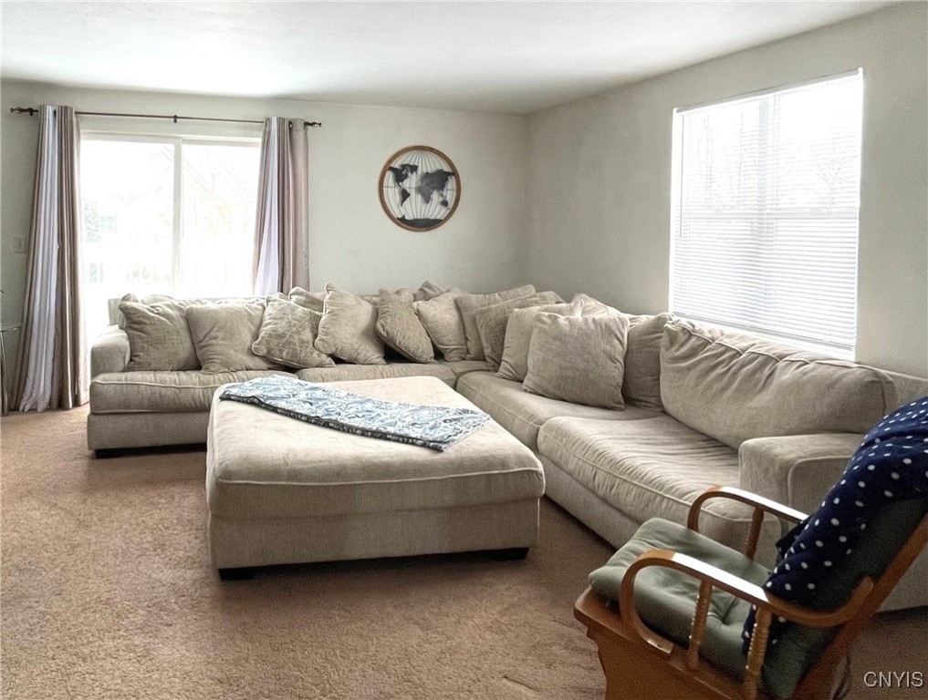 6105 Gillette Road Cicero, NY 13039 - Photo 12 of 36