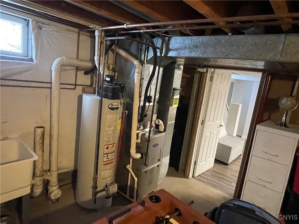 6105 Gillette Road Cicero, NY 13039 - Photo 25 of 36