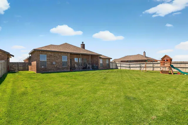 $475,000 | 2701 Daybreak Lane, Amarillo, TX 79124