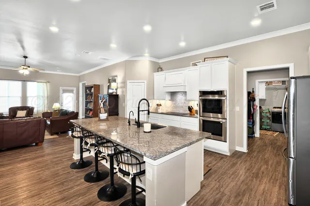 $475,000 | 2701 Daybreak Lane, Amarillo, TX 79124