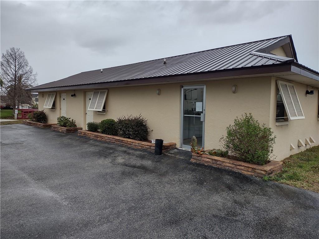 1159 Daniels Road, Unit 208 Moore Haven, FL 33471 - Photo 24 of 30