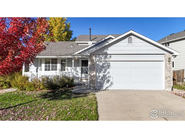 a black and white photo of a house