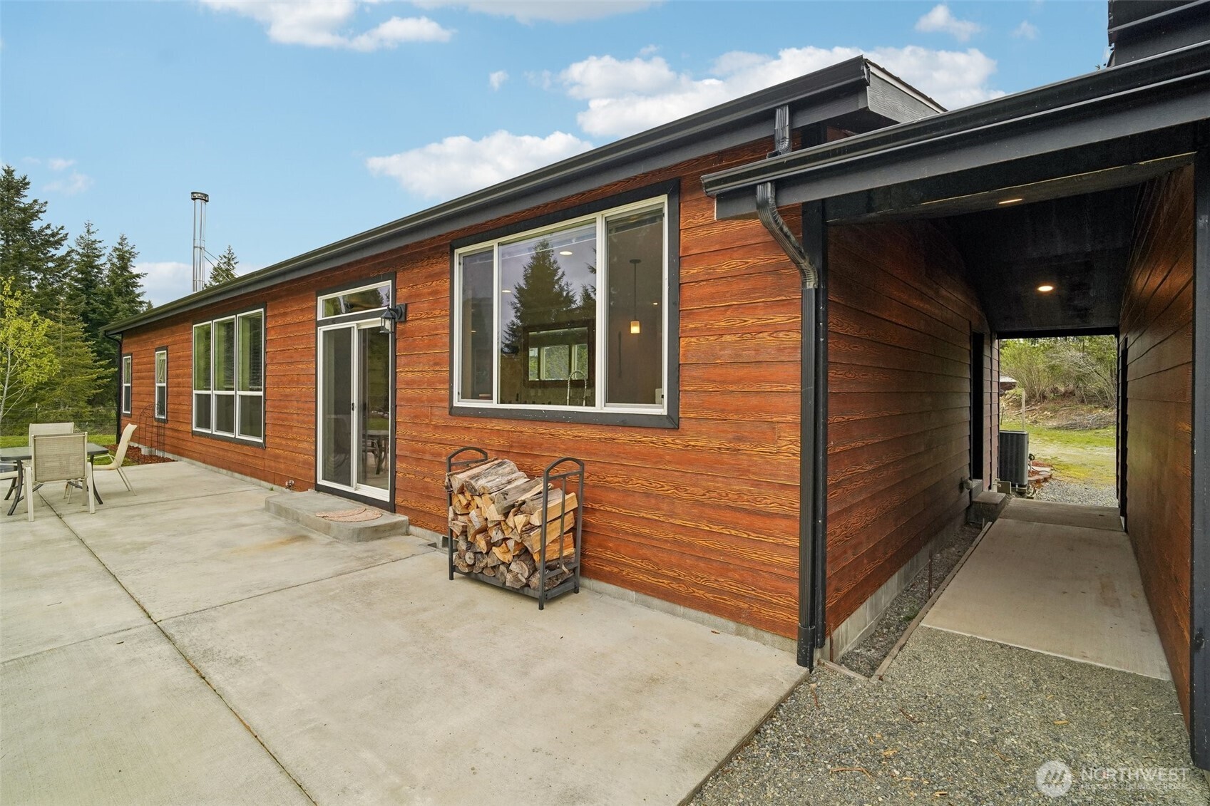 13113 Algyer Road Southeast Rainier, WA 98576 - Photo 25 of 40