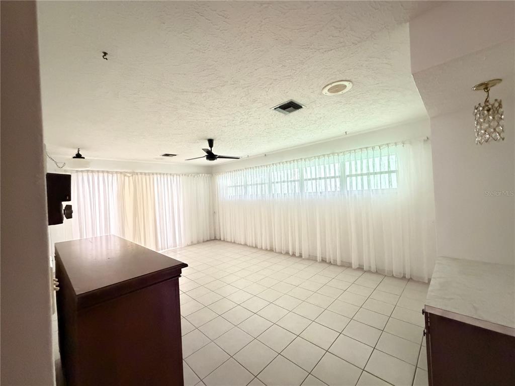 3112 Desoto Road Sarasota, FL 34234 - Photo 8 of 11