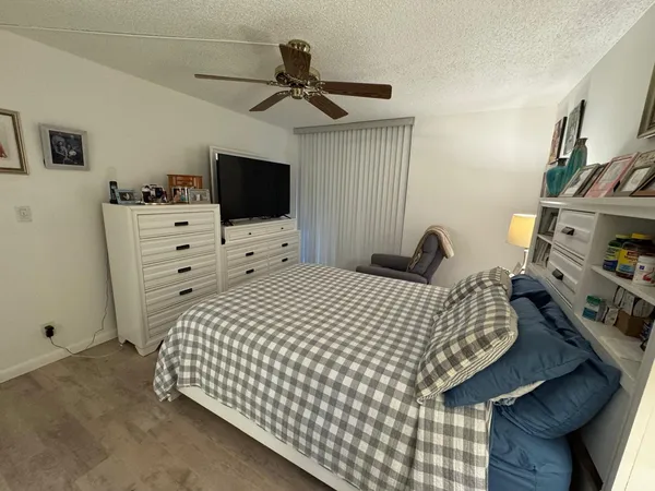 $139,000 | 6701 North University Drive, Unit 216, Tamarac, FL 33321