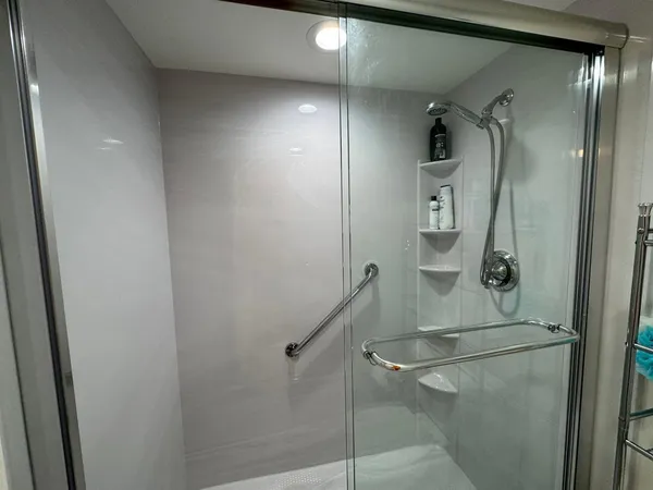 $139,000 | 6701 North University Drive, Unit 216, Tamarac, FL 33321