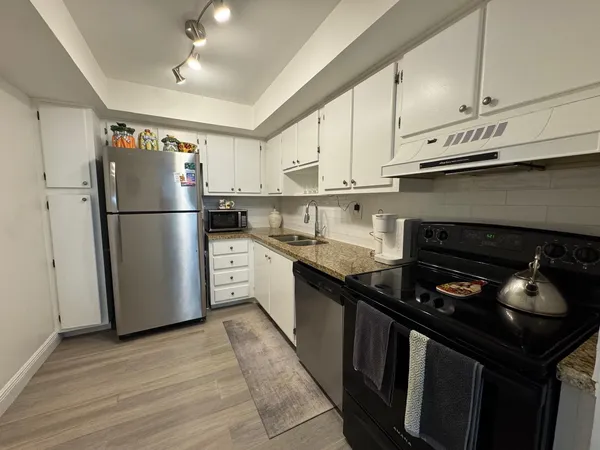 $139,000 | 6701 North University Drive, Unit 216, Tamarac, FL 33321