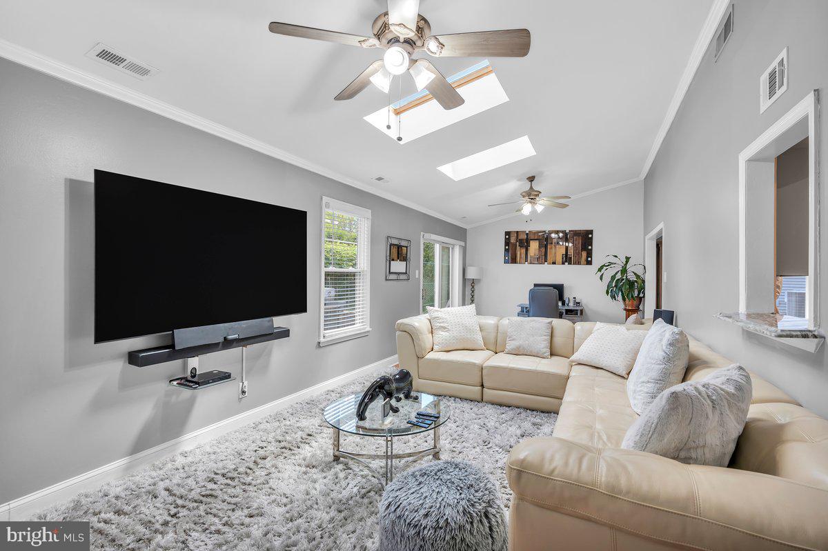 2942 Wexford Road Bensalem, PA 19020 - Photo 18 of 46
