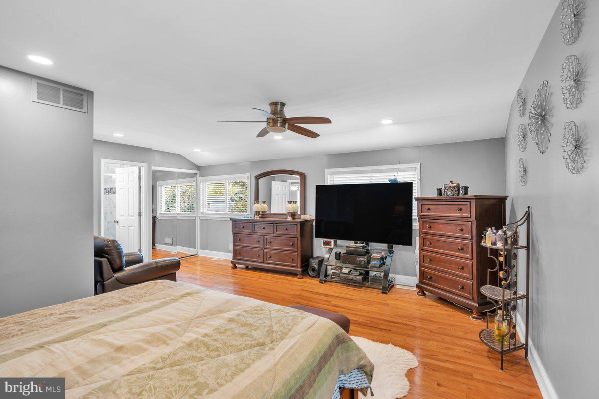 2942 Wexford Road Bensalem, PA 19020 - Photo 25 of 46