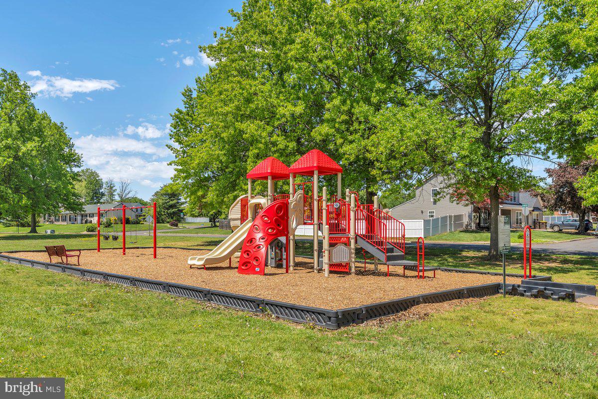 2942 Wexford Road Bensalem, PA 19020 - Photo 43 of 46