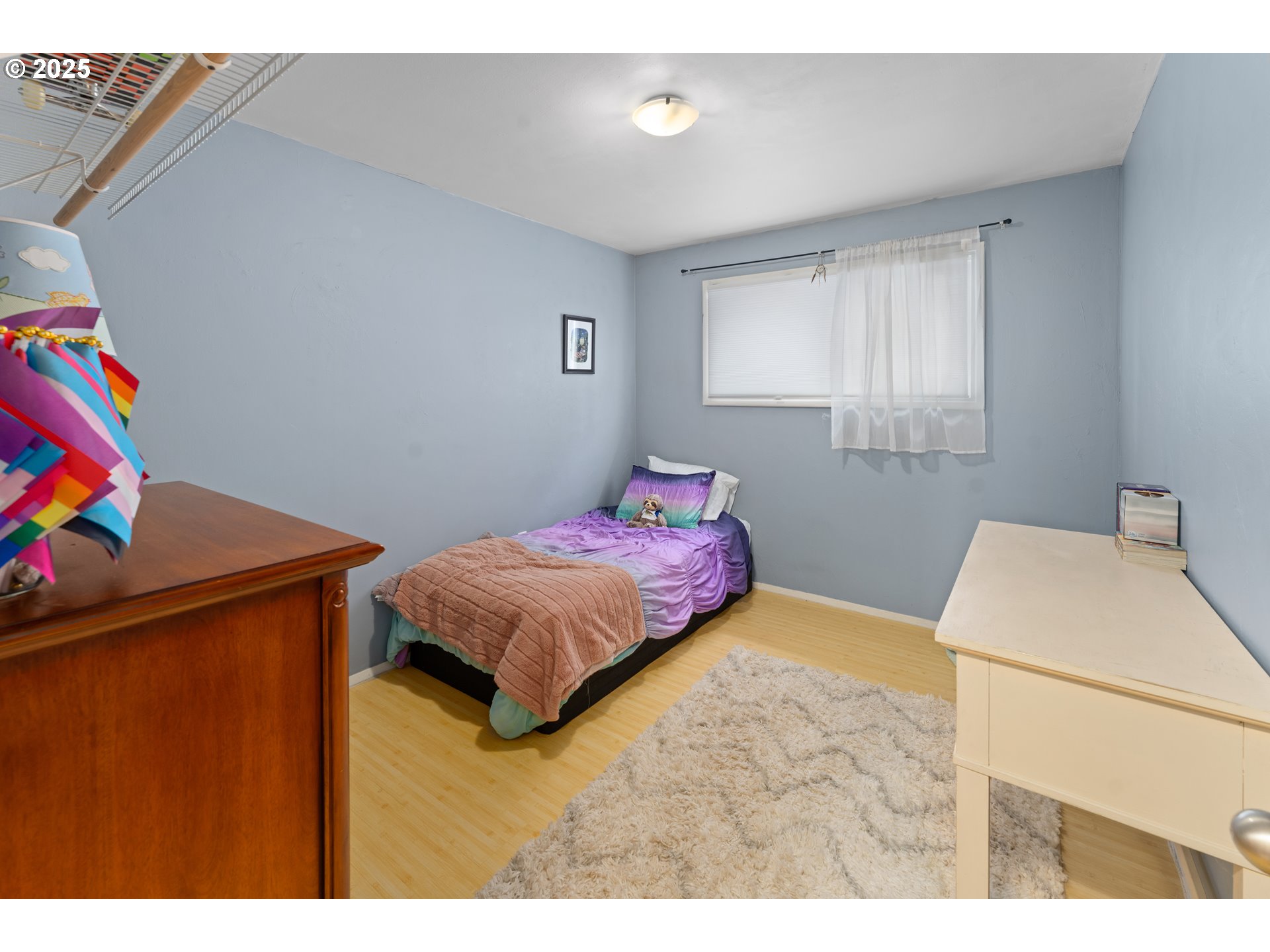 436 West M Street Springfield, OR 97477 - Photo 17 of 22 a bedroom with a bed and a cabinets