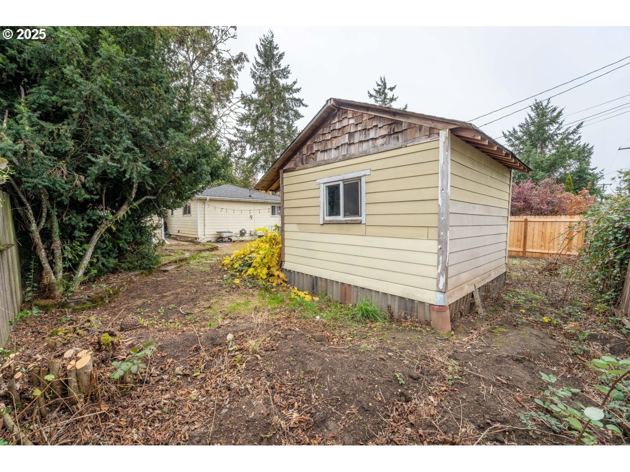 436 West M Street Springfield, OR 97477 - Photo 22 of 22 a view of a house with a yard