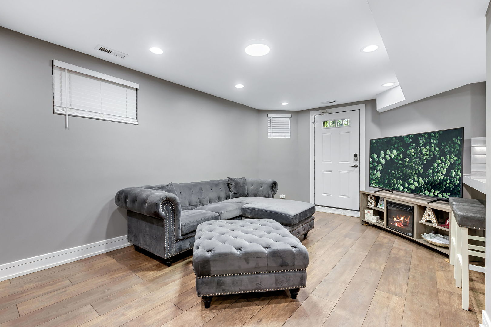 443 East 45th Place, Unit 1 Chicago, IL 60653 - Photo 4 of 12