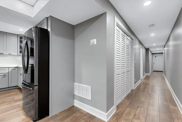 $199,999 | 443 East 45th Place, Unit 1, Chicago, IL 60653