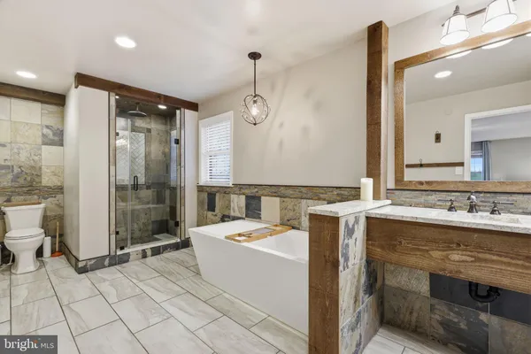 $1,025,000 | 3852 Dark Hollow Road, Furlong, PA 18925