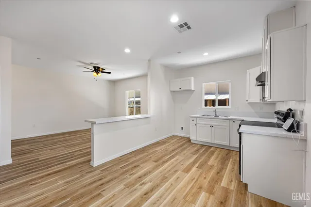 $599,900 | Undisclosed Address, Bakersfield, CA 93304