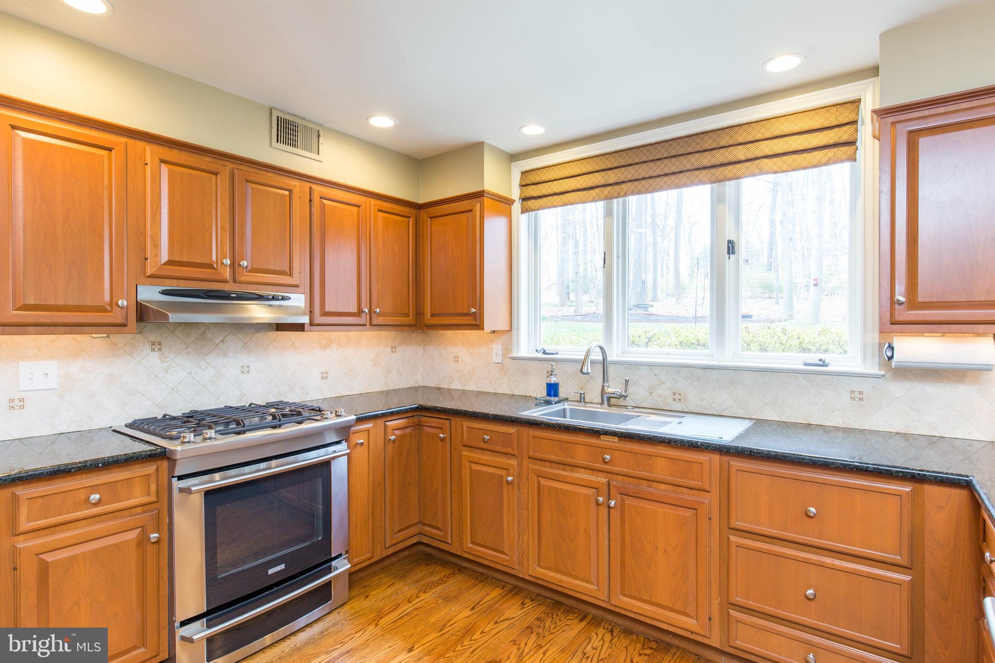 101 Woods Lane Wayne, PA 19087 - Photo 15 of 35