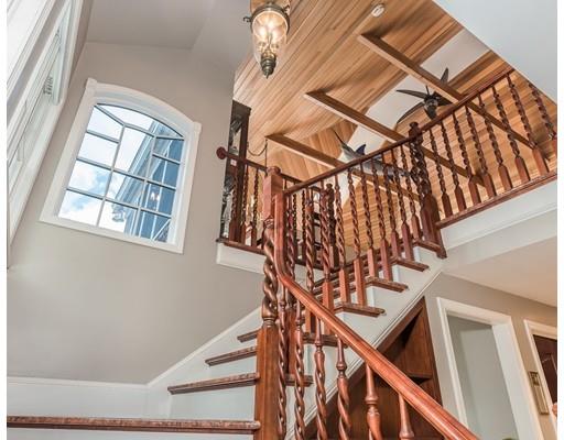 8 Nonantum Road Marblehead, MA 01945 - Photo 7 of 28