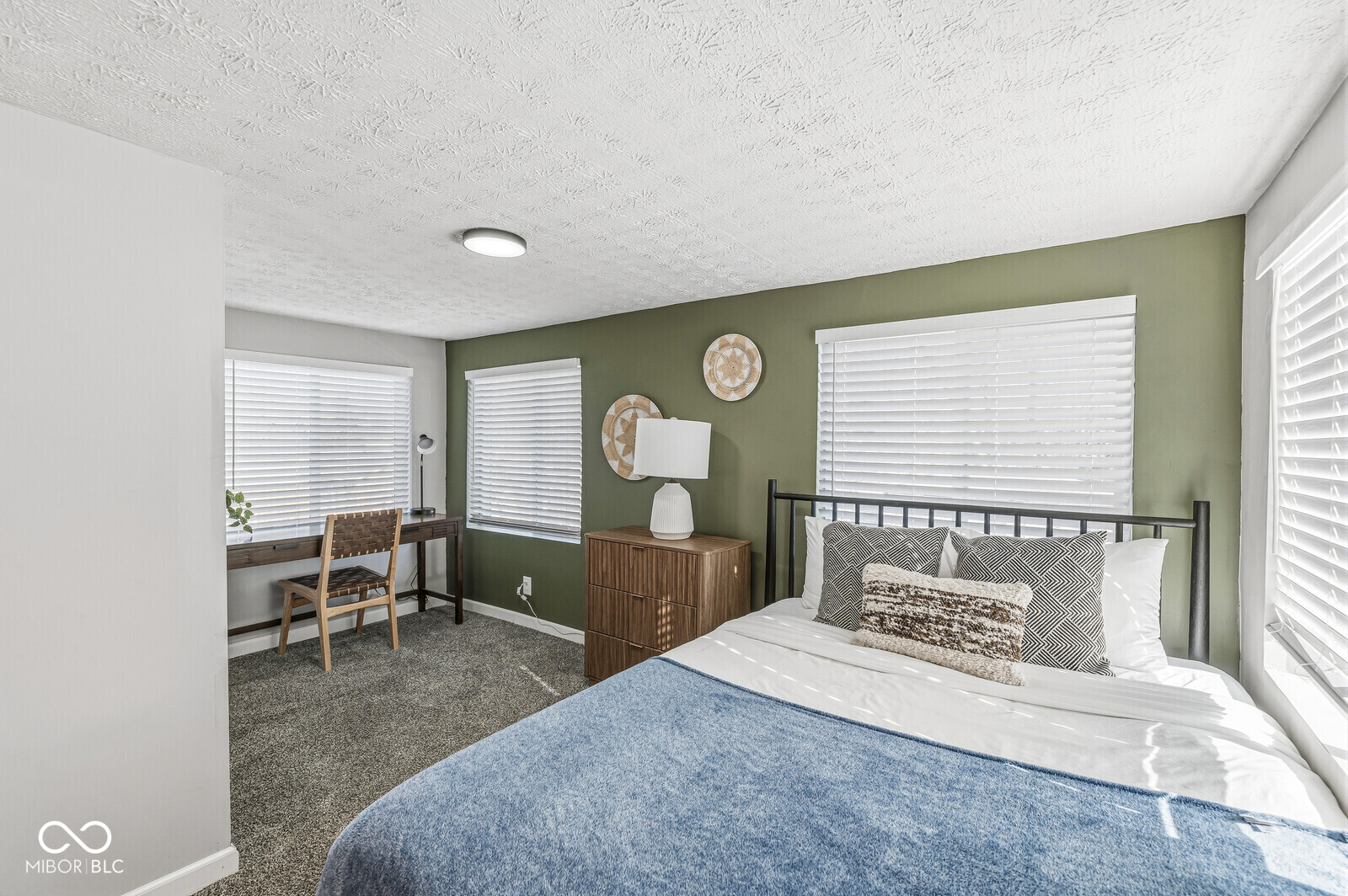 1529 Union Street Indianapolis, IN 46225 - Photo 17 of 44