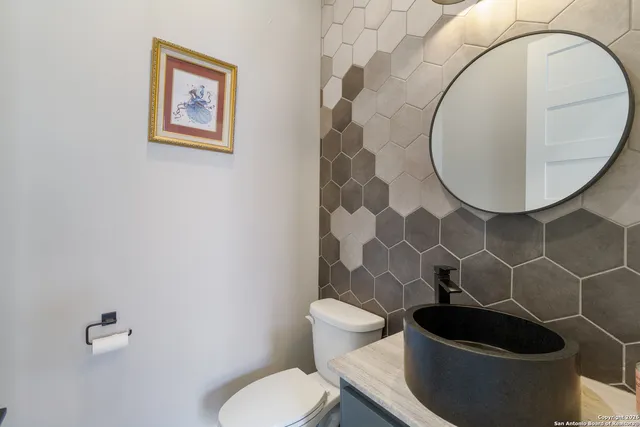 $1,575,000 | 23018 Casey Canyon, San Antonio, TX 78255