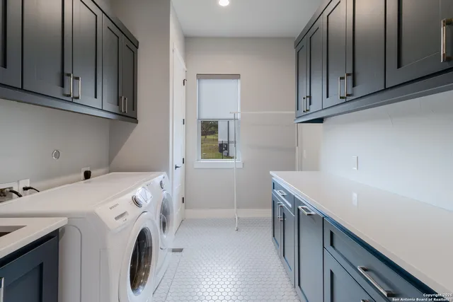 $1,575,000 | 23018 Casey Canyon, San Antonio, TX 78255