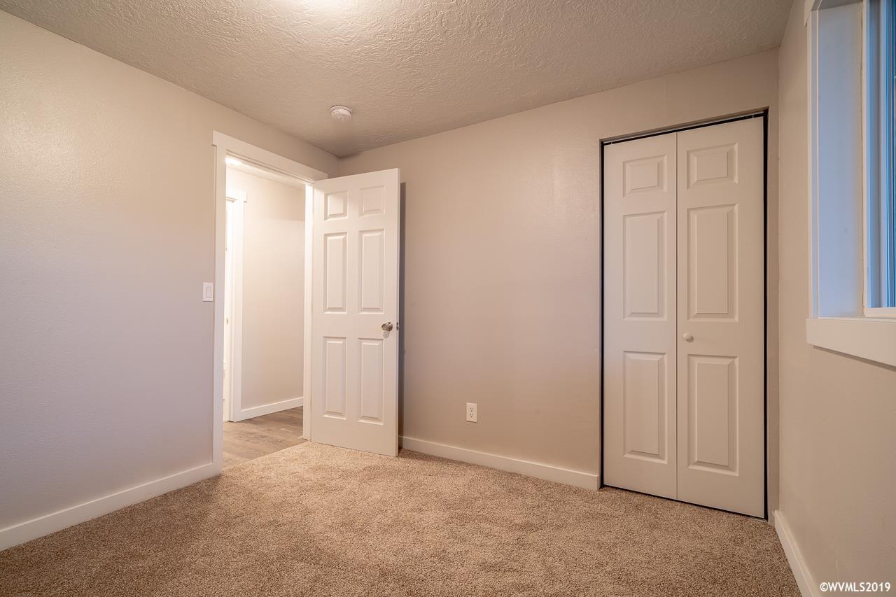 110 Cleveland Street Lebanon, OR 97355 - Photo 22 of 41 Gallery Image 22