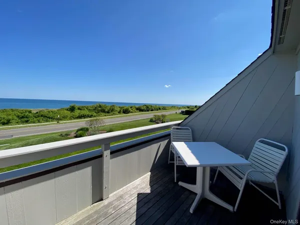 $449,999 | 727 Old Montauk Highway, Unit 224, Montauk, NY 11954