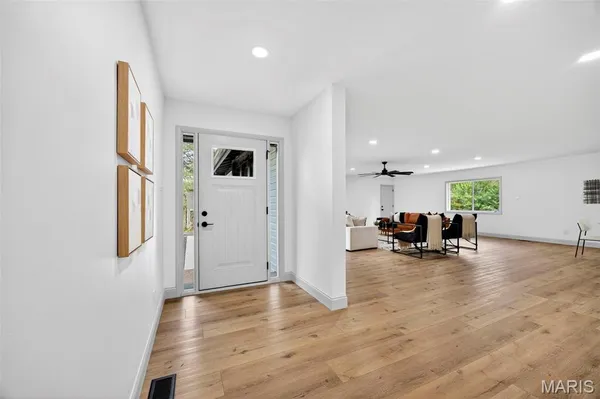 $530,000 | 125 Rue Grand Drive, Lake St. Louis, MO 63367