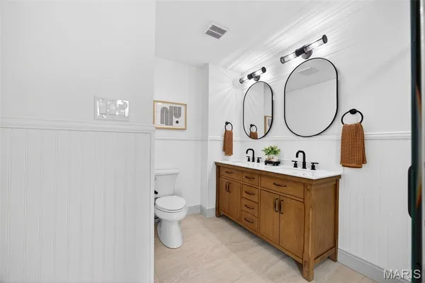 $530,000 | 125 Rue Grand Drive, Lake St. Louis, MO 63367