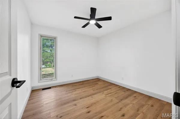 $530,000 | 125 Rue Grand Drive, Lake St. Louis, MO 63367