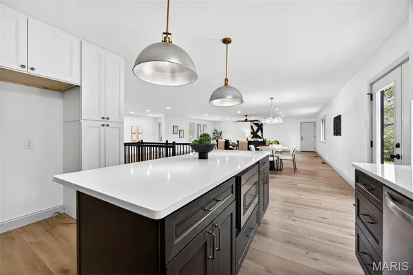 $530,000 | 125 Rue Grand Drive, Lake St. Louis, MO 63367