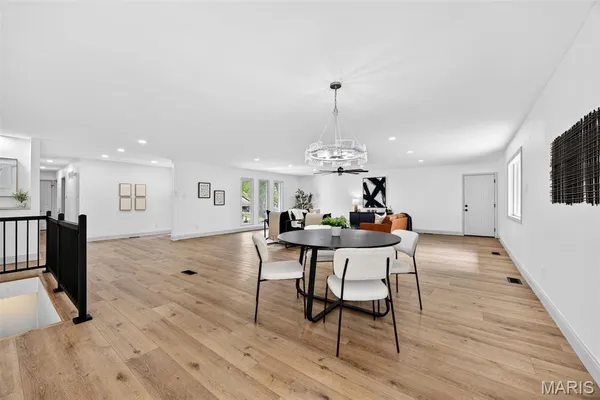 $530,000 | 125 Rue Grand Drive, Lake St. Louis, MO 63367
