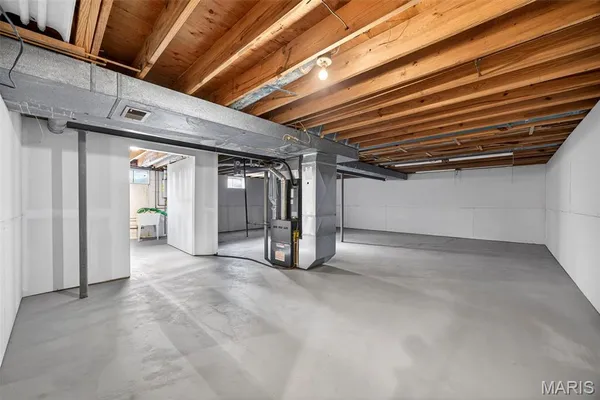$530,000 | 125 Rue Grand Drive, Lake St. Louis, MO 63367