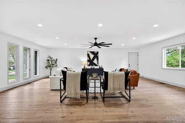 $530,000 | 125 Rue Grand Drive, Lake St. Louis, MO 63367