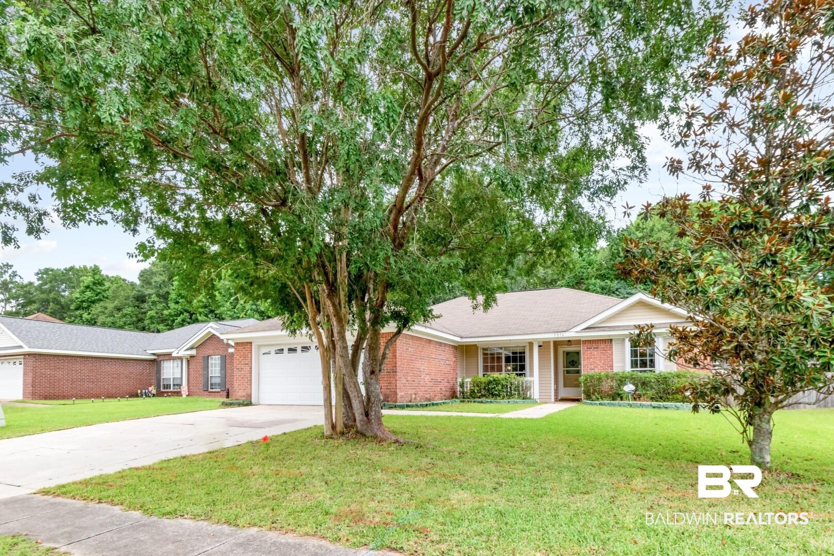 8816 Spring Grove North Mobile, AL 36695 - Photo 3 of 33