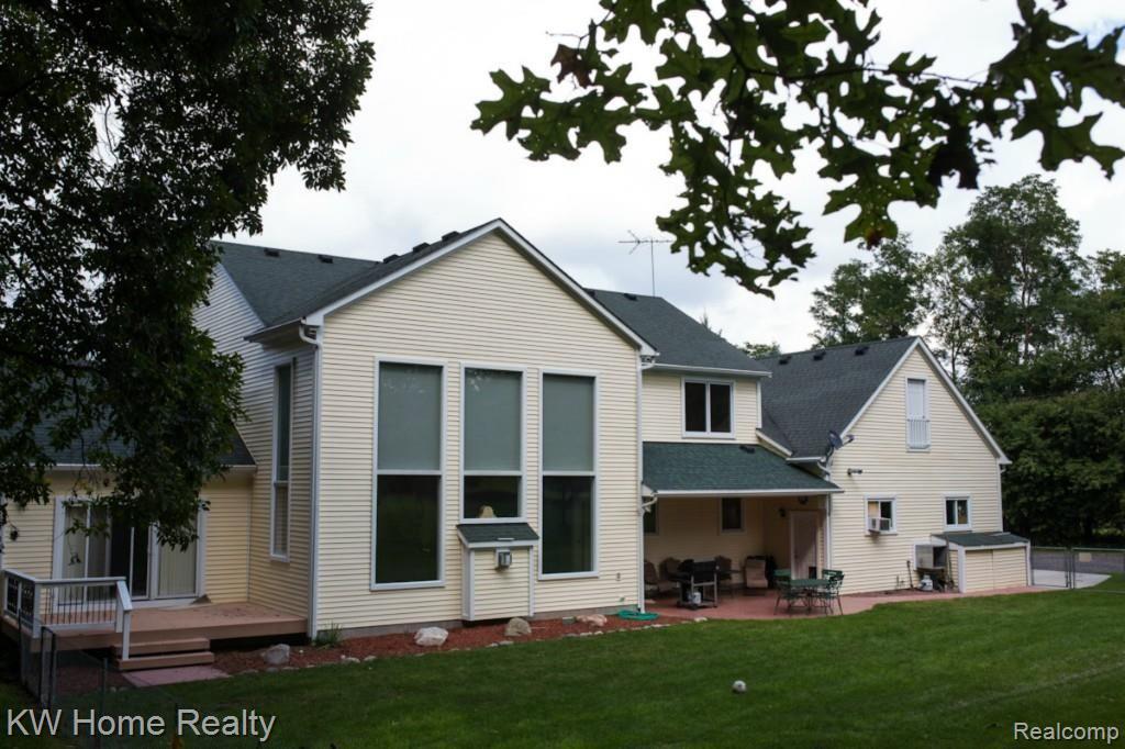5897 Clarkston Road Clarkston, MI 48348 - Photo 24 of 29 Web-4325.jpg