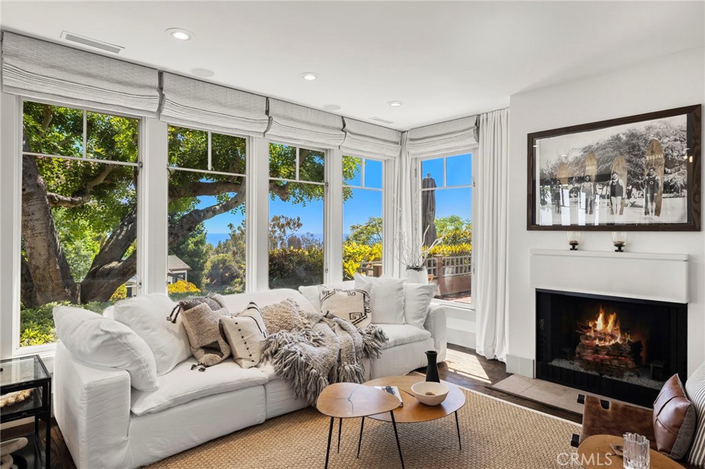 750 Griffith Way Laguna Beach, CA 92651 - Photo 7 of 73 Ocean views from the formal living and dining rooms