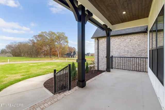 $950,000 | 5918 John Drive, Greenback, TN 37742