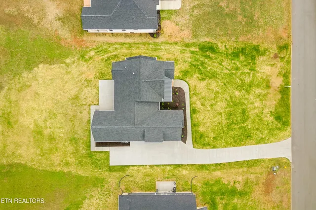 $950,000 | 5918 John Drive, Greenback, TN 37742